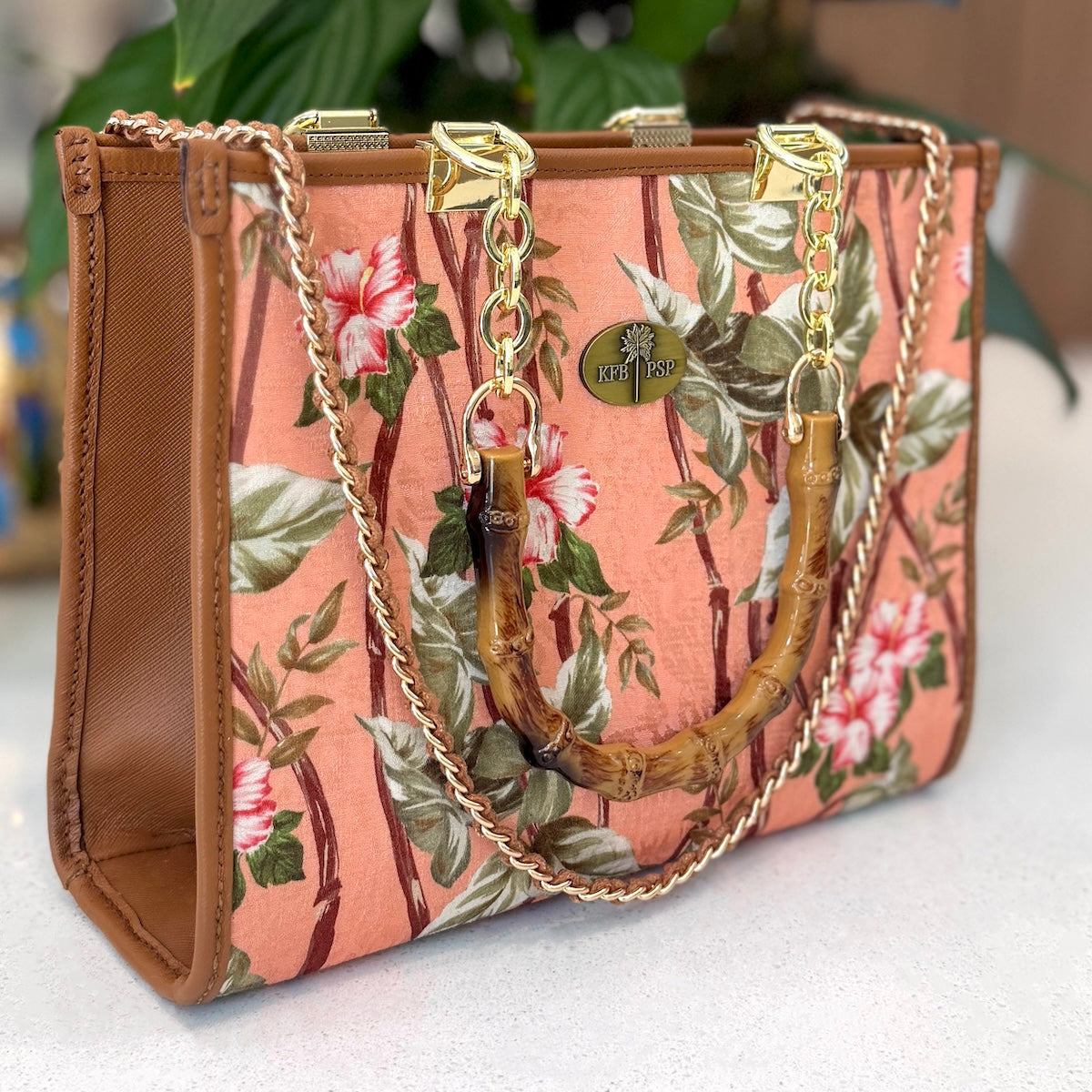 The Resort Tote: Bahamian Beauty: Medium